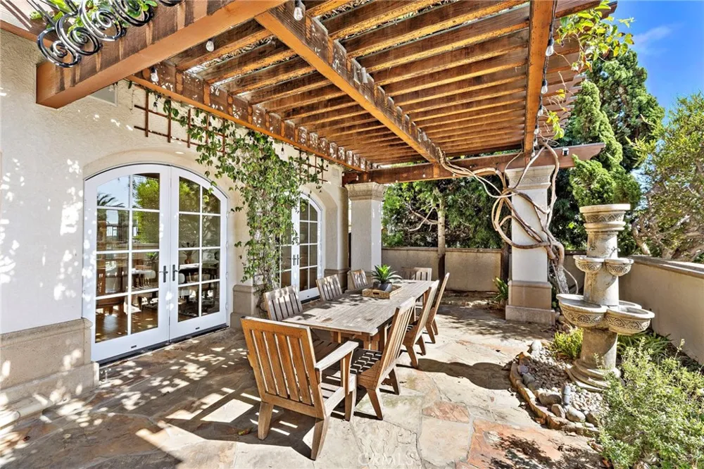 3805 Vista Azul San Clemente, CA 92672