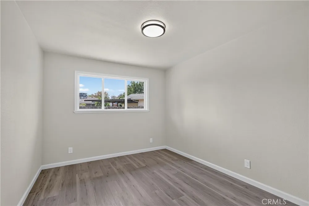 698 Roberts Court Merced, CA 95340