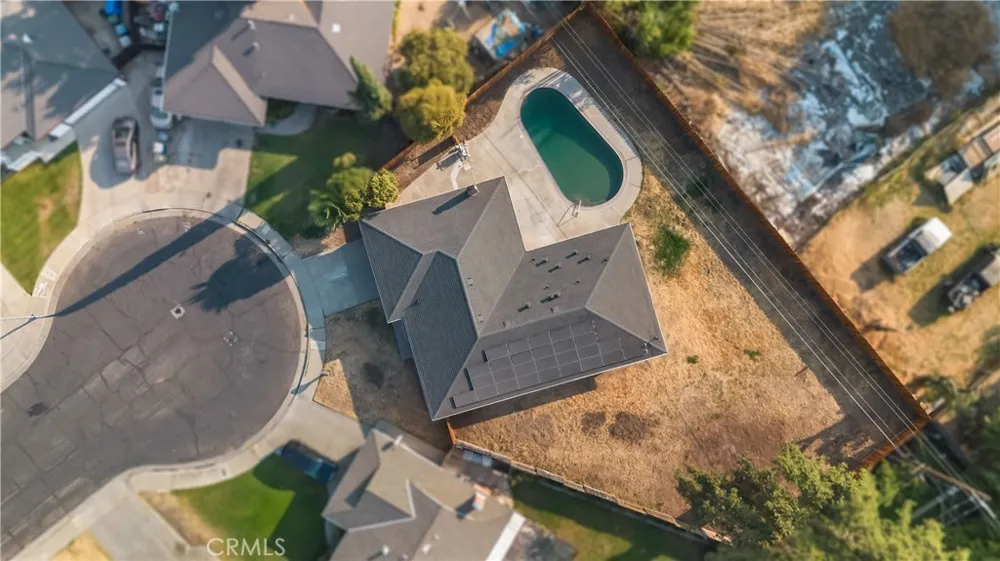698 Roberts Court Merced, CA 95340