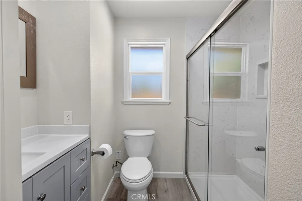 698 Roberts Court Merced, CA 95340