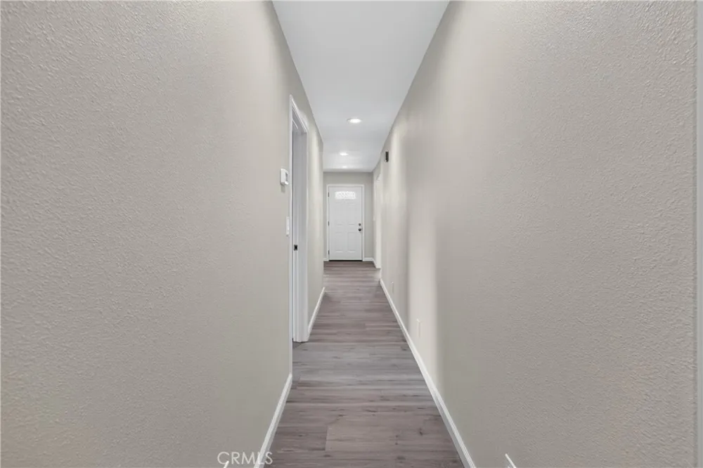 698 Roberts Court Merced, CA 95340