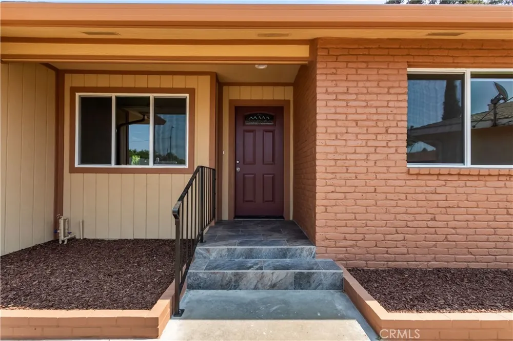 698 Roberts Court Merced, CA 95340