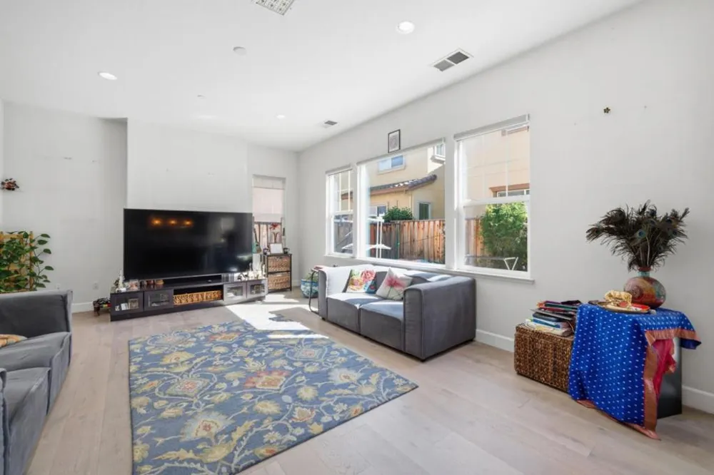9 Chysis Road Milpitas, CA 95035