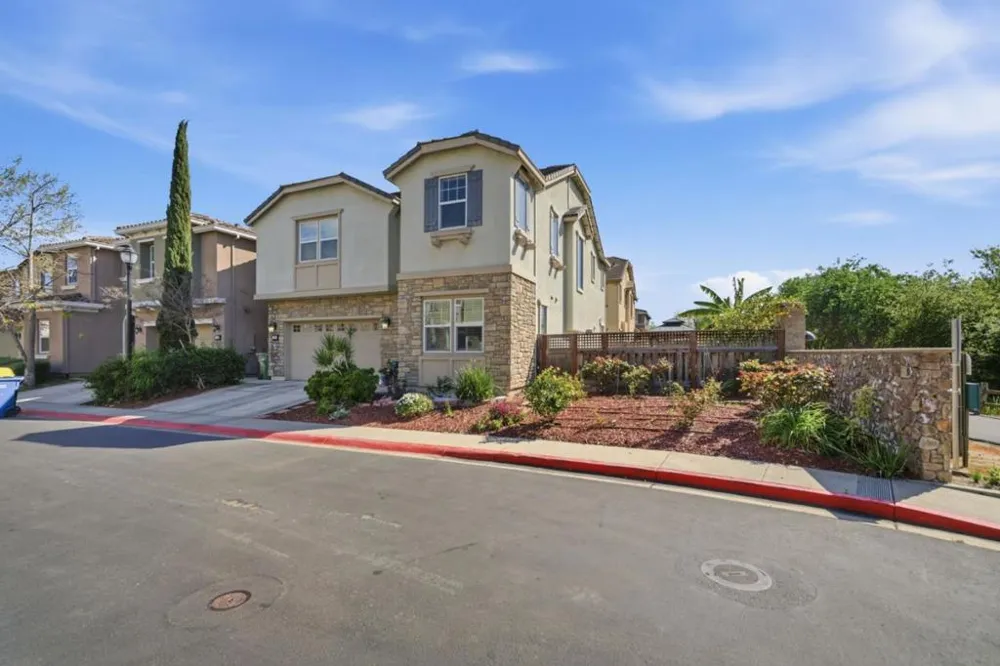9 Chysis Road Milpitas, CA 95035