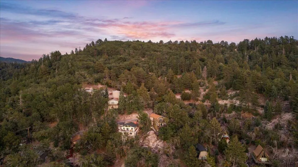 2190 Tank Road Running Springs, CA 92382