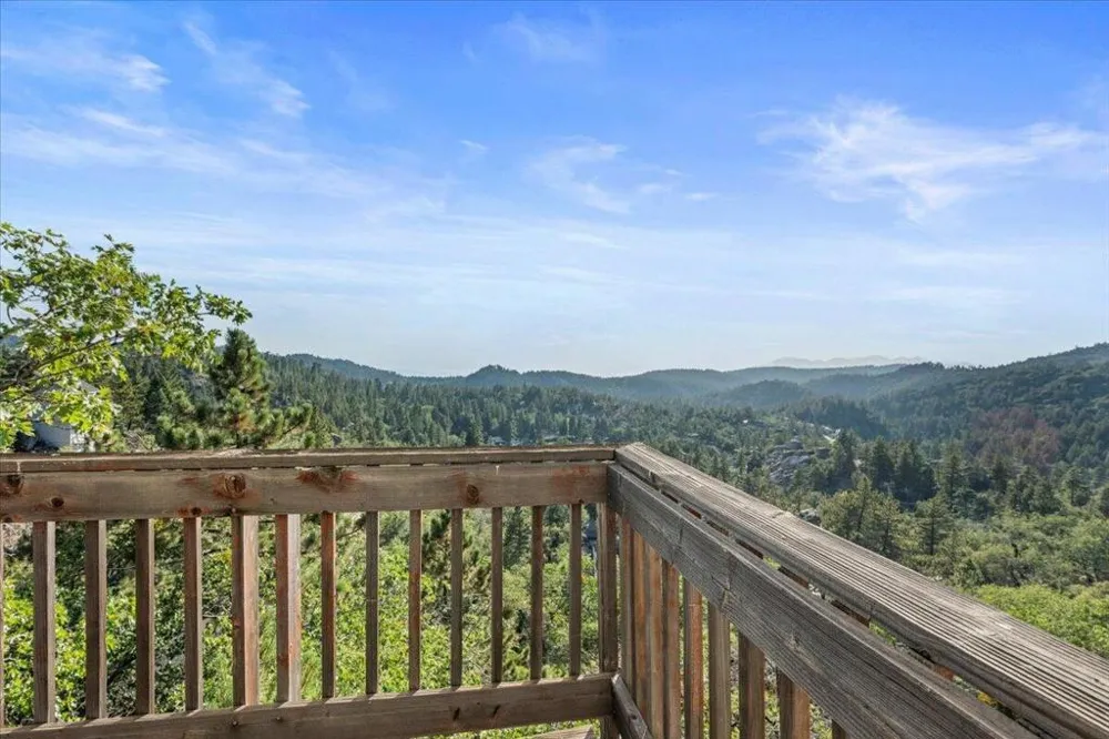 2190 Tank Road Running Springs, CA 92382