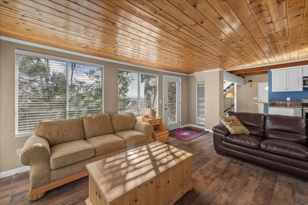 2190 Tank Road Running Springs, CA 92382