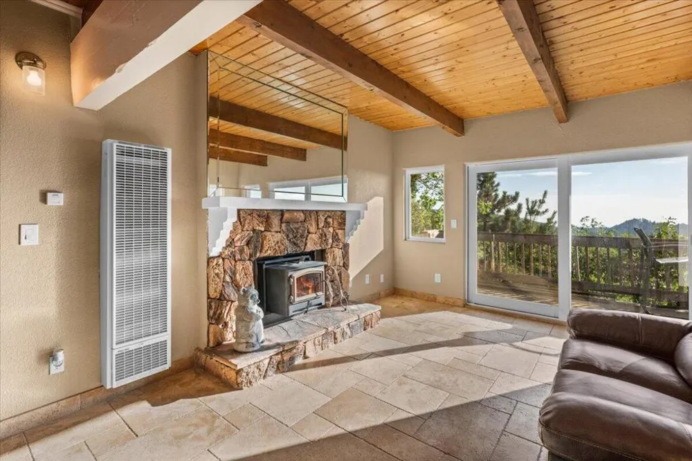 2190 Tank Road Running Springs, CA 92382