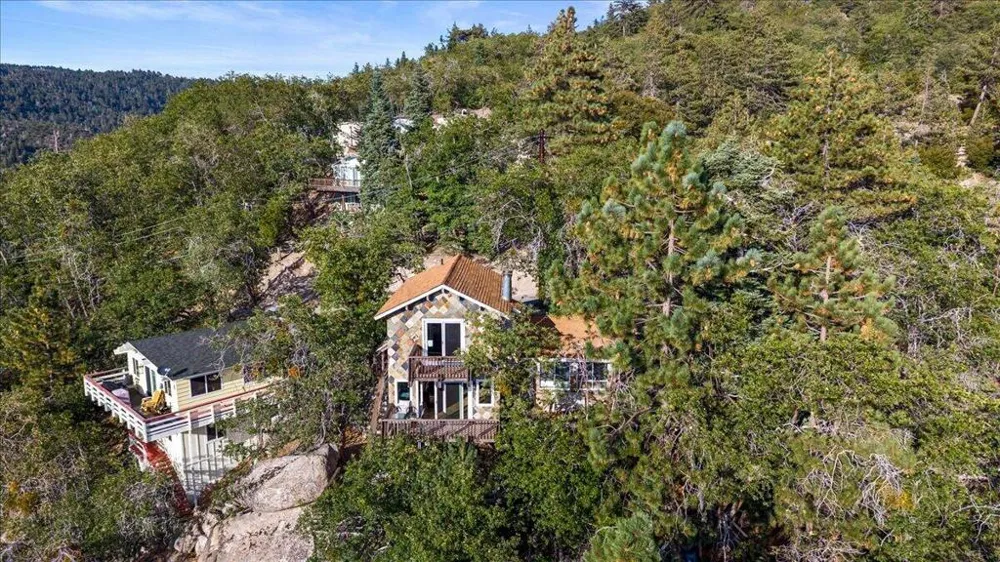 2190 Tank Road Running Springs, CA 92382