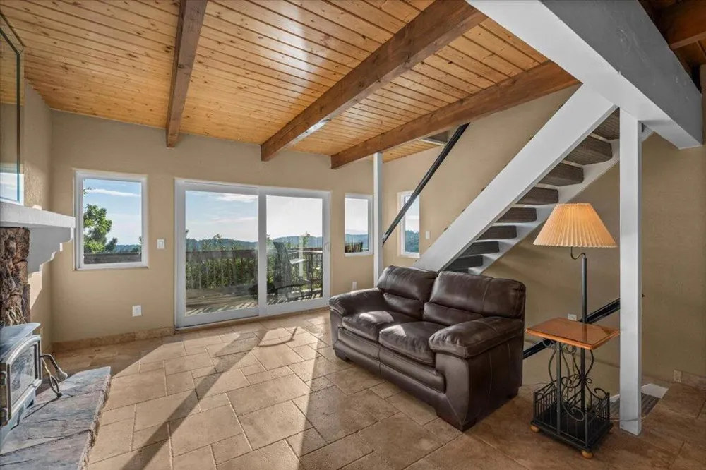 2190 Tank Road Running Springs, CA 92382