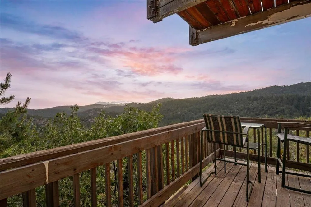 2190 Tank Road Running Springs, CA 92382
