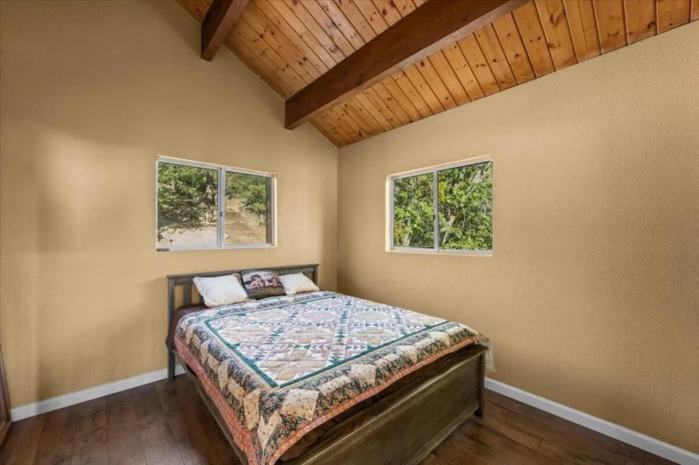 2190 Tank Road Running Springs, CA 92382