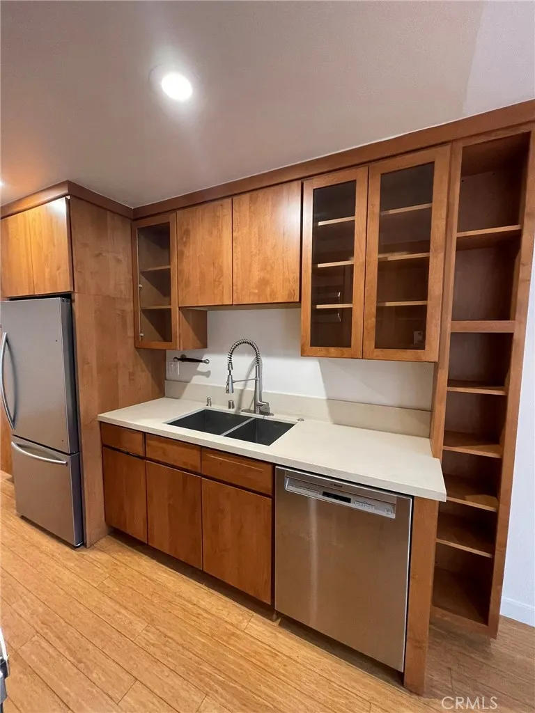 1124 La Cienega Boulevard #202 West Hollywood, CA 90069
