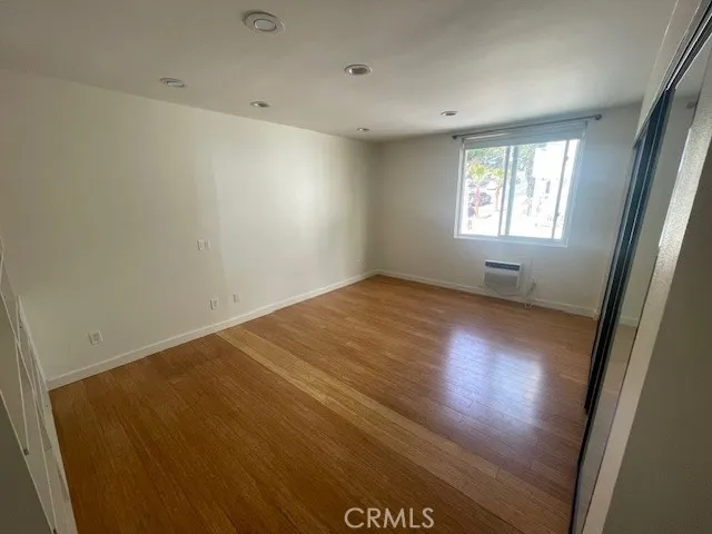 1124 La Cienega Boulevard #202 West Hollywood, CA 90069