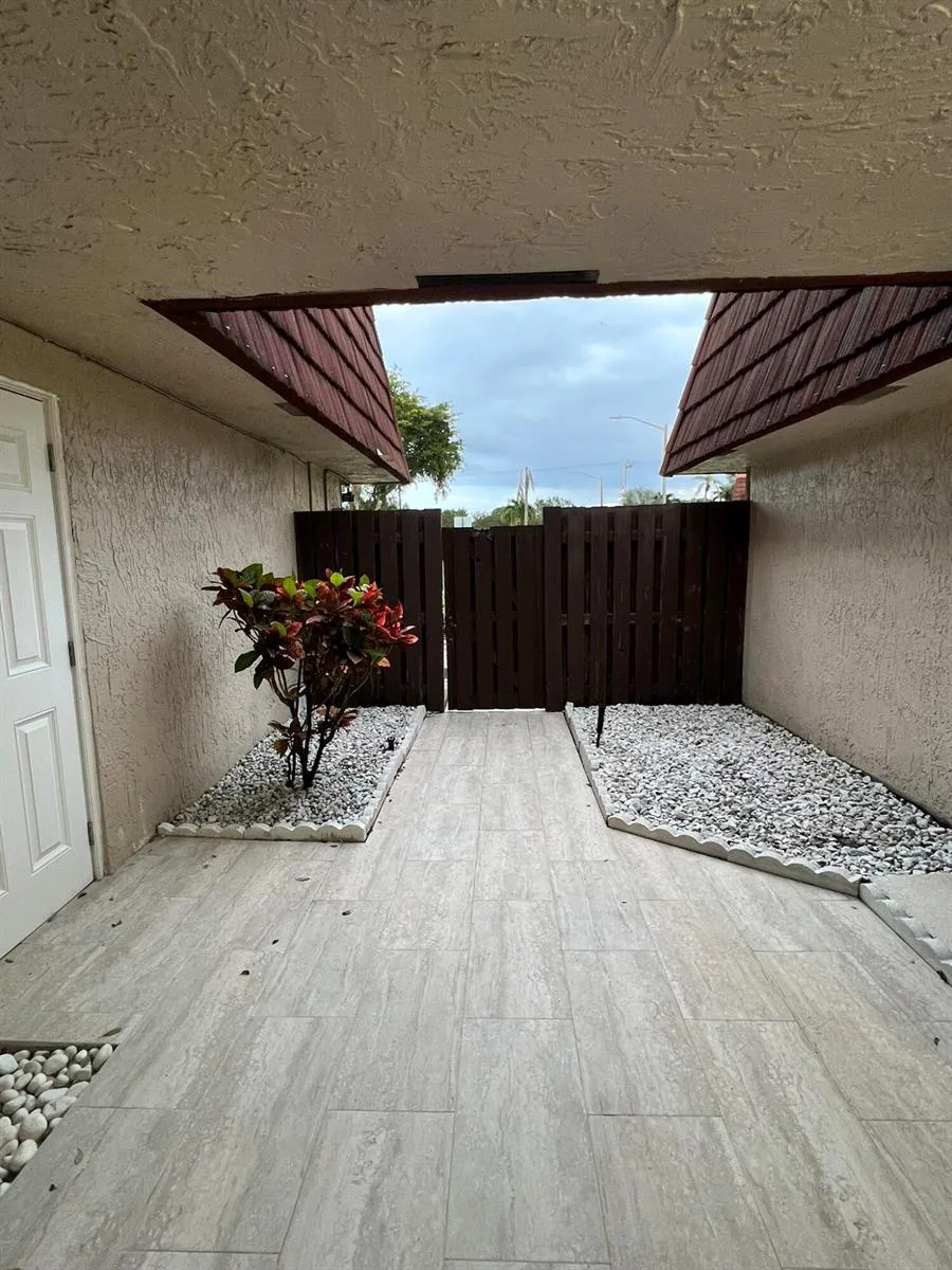 8029 Boca Rio Drive Boca Raton, FL 33433