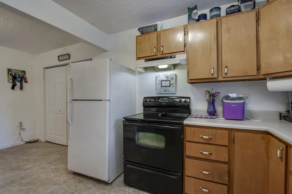 2327 Grove Street Maryville, TN 37804