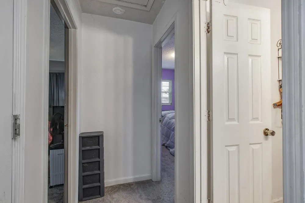 2327 Grove Street Maryville, TN 37804