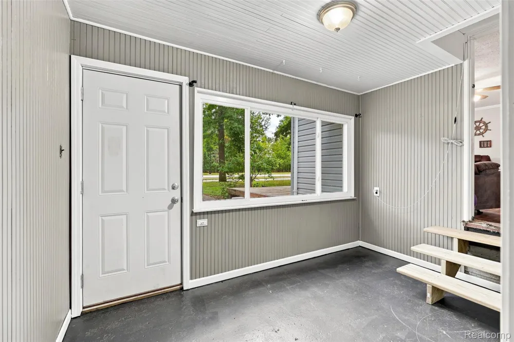 23366 Superior Parkway Taylor City, MI 48180