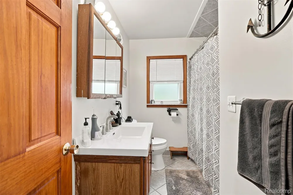 23366 Superior Parkway Taylor City, MI 48180