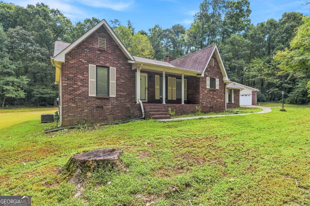 760 Pine Needle RD Hampton, GA 30228