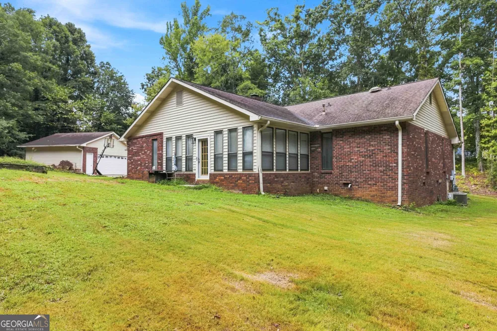 760 Pine Needle RD Hampton, GA 30228