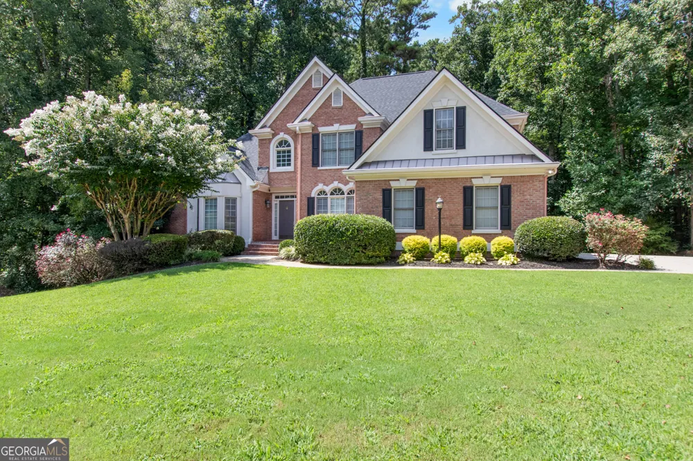 4926 Red Cliff CT Powder Springs, GA 30127
