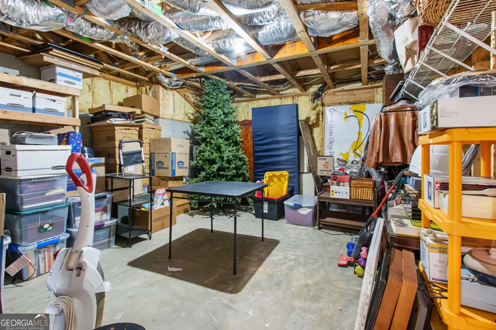 4926 Red Cliff CT Powder Springs, GA 30127