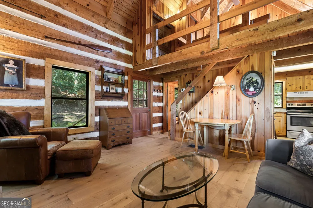 104 Blue Mountain LN Ellijay, GA 30536