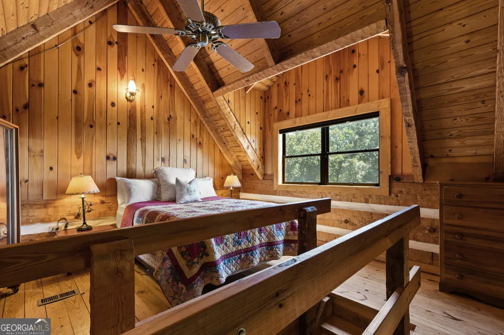 104 Blue Mountain LN Ellijay, GA 30536