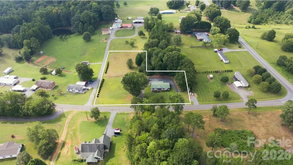 8099 River Bend Drive Claremont, NC 28610