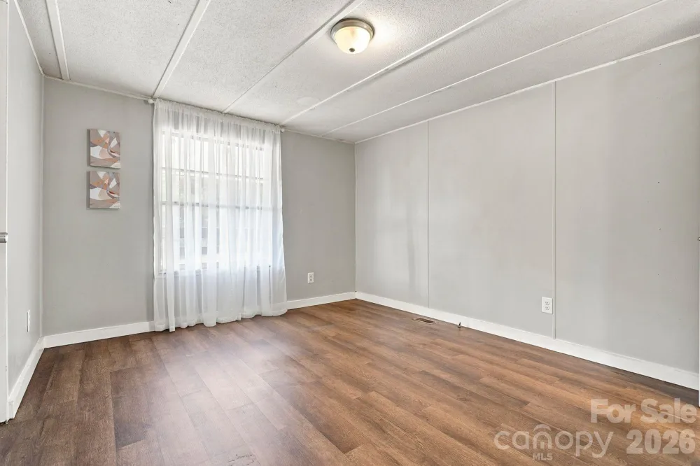 8099 River Bend Drive Claremont, NC 28610