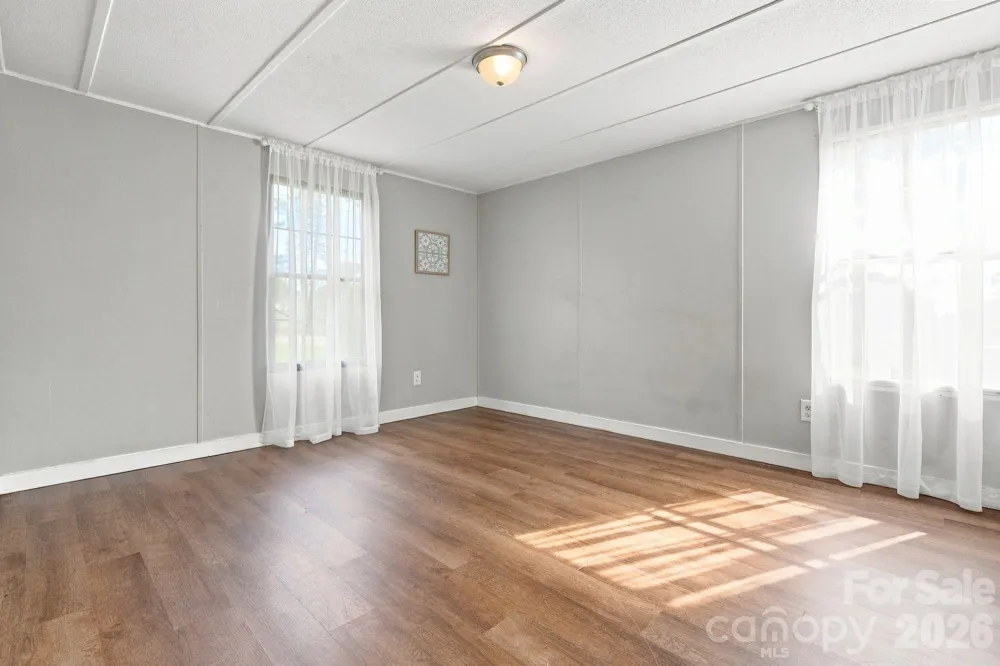 8099 River Bend Drive Claremont, NC 28610