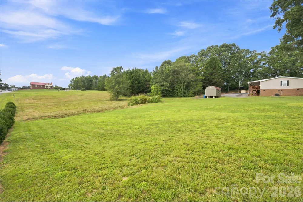 8099 River Bend Drive Claremont, NC 28610