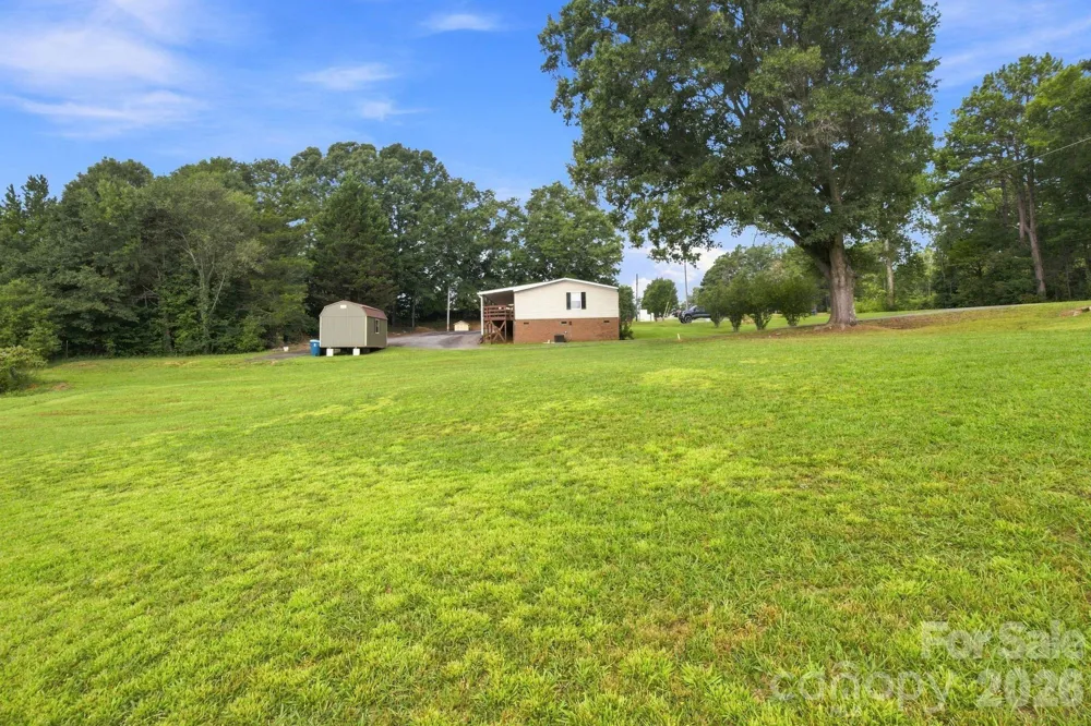 8099 River Bend Drive Claremont, NC 28610