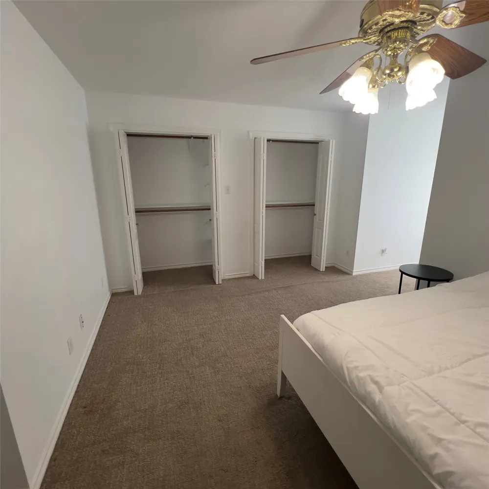 310 E 10th Street Elgin, TX 78621