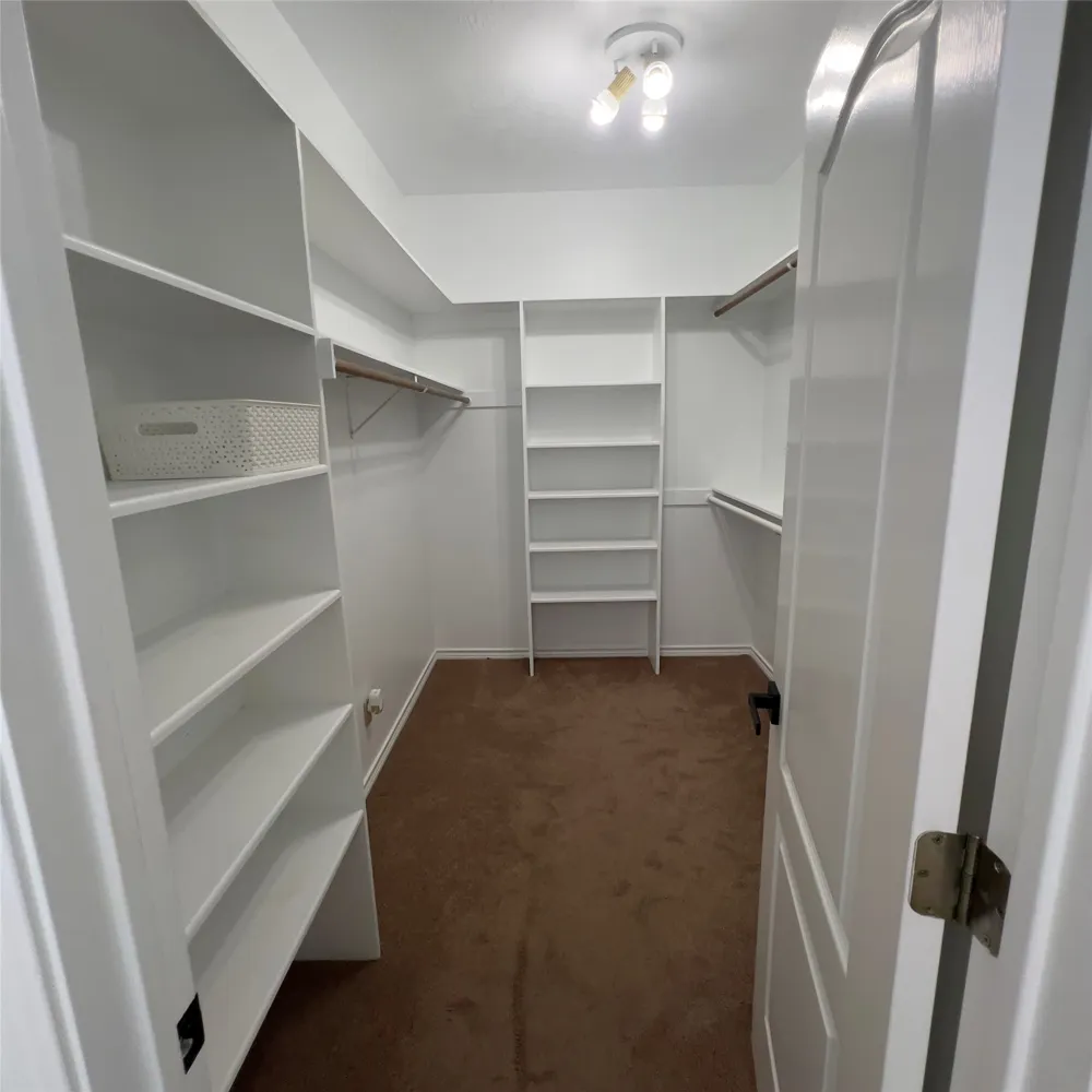 310 E 10th Street Elgin, TX 78621