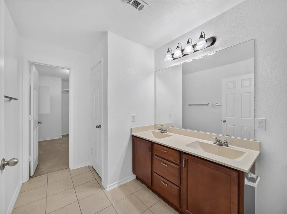 3805 Legend Hill New Braunfels, TX 78130