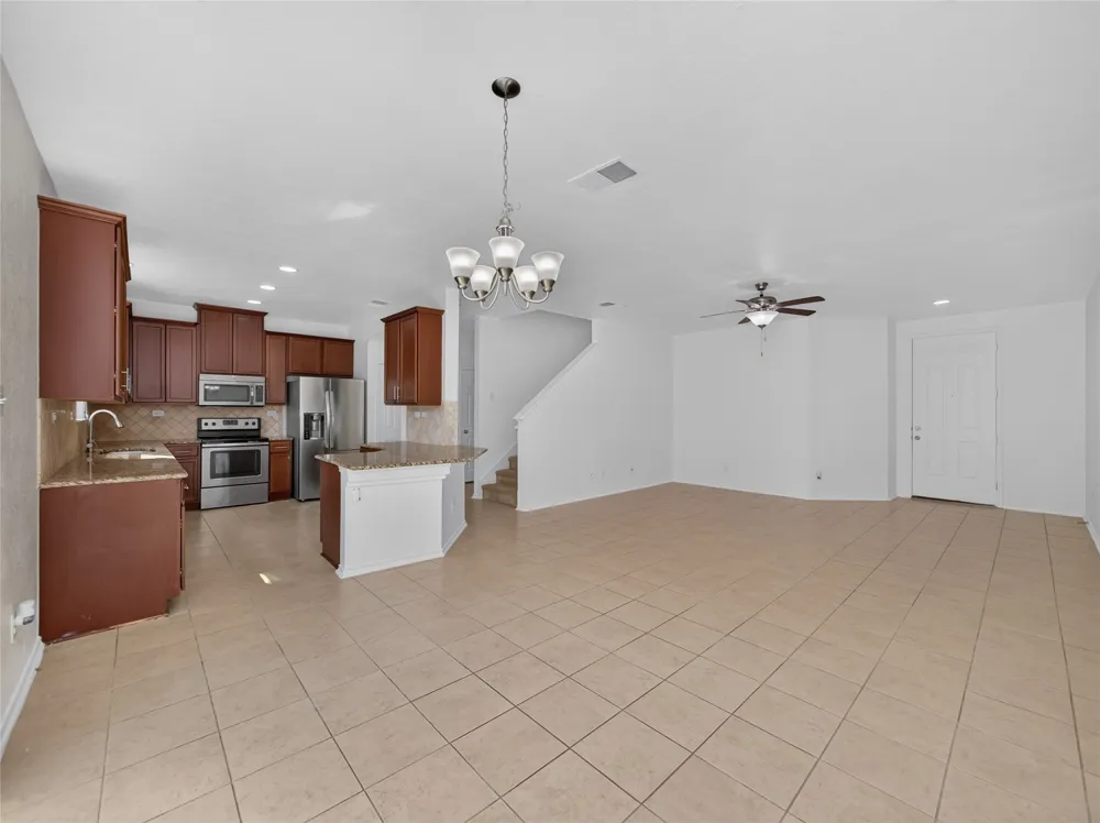3805 Legend Hill New Braunfels, TX 78130
