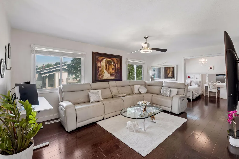 9535 Hartford Circle Eden Prairie, MN 55347