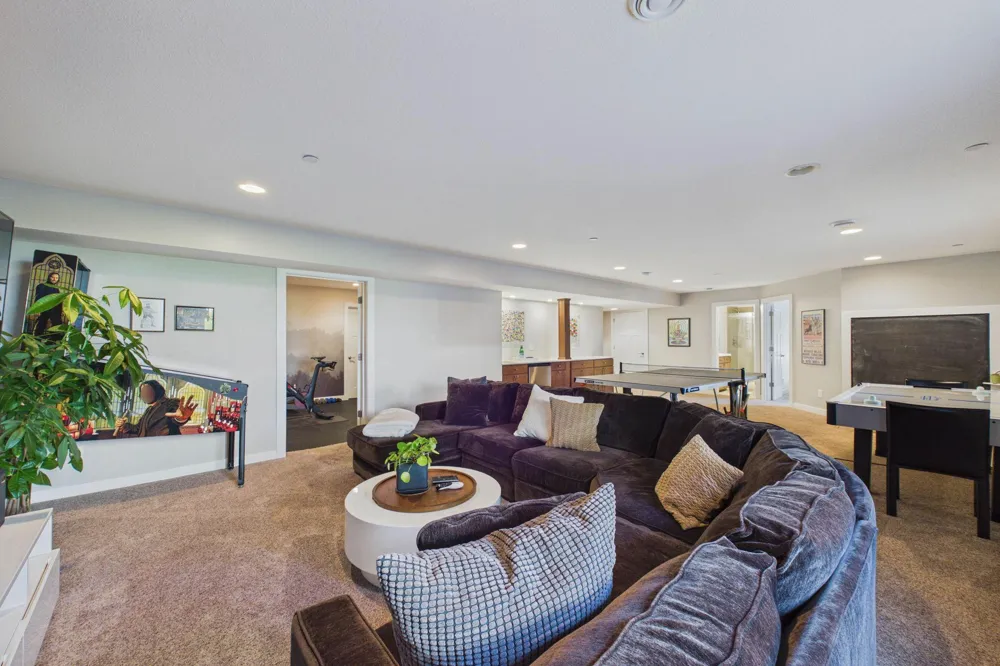 500 Devine Drive New Brighton, MN 55112