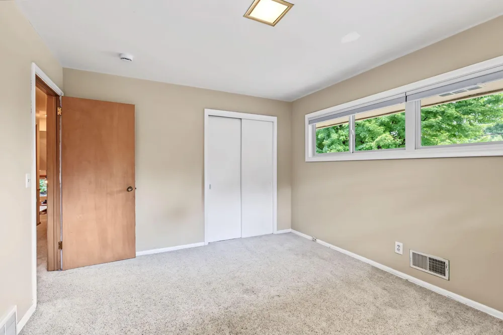 4717 Glenwood Avenue Golden Valley, MN 55422