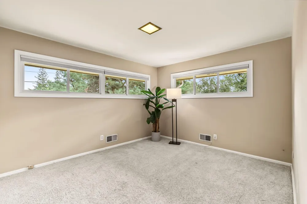 4717 Glenwood Avenue Golden Valley, MN 55422