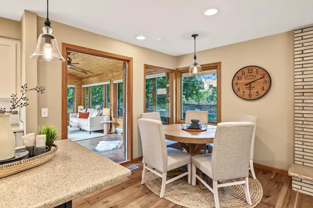4717 Glenwood Avenue Golden Valley, MN 55422