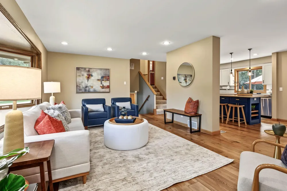 4717 Glenwood Avenue Golden Valley, MN 55422