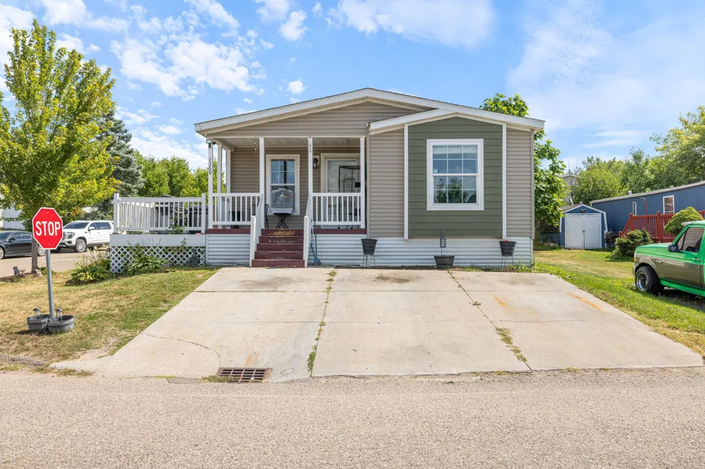 1360 Rolling Hills Drive Maplewood, MN 55119
