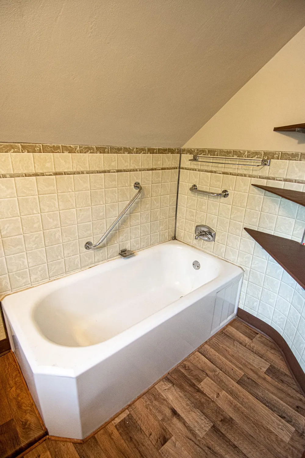 621 1st Street E Thief River Falls, MN 56701