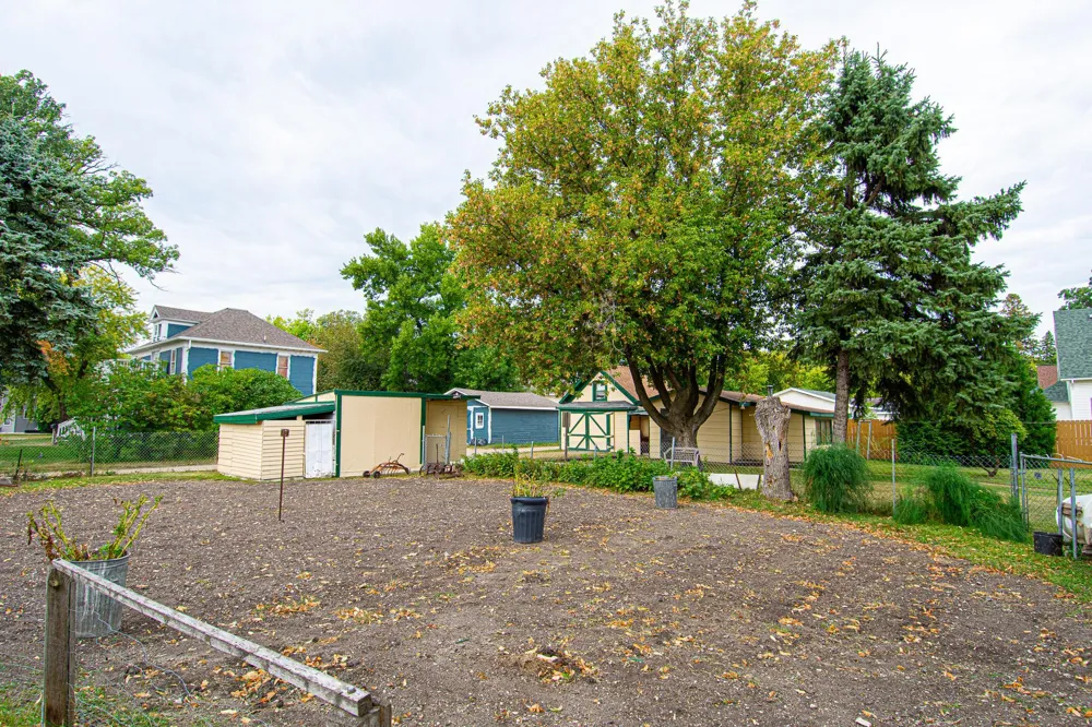 621 1st Street E Thief River Falls, MN 56701