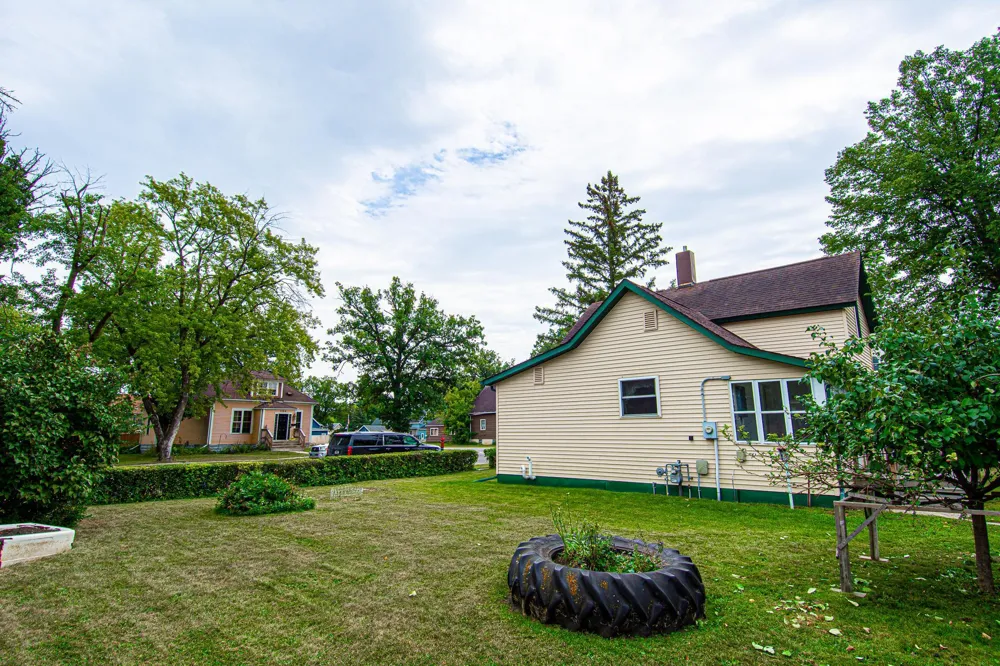 621 1st Street E Thief River Falls, MN 56701