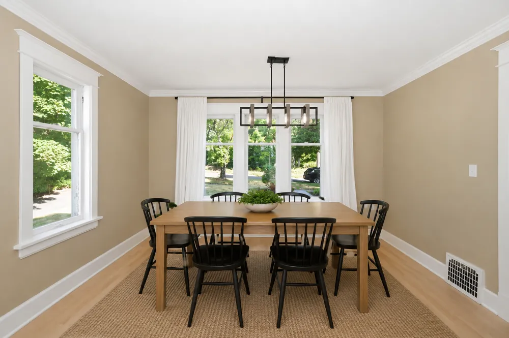 130 Laurie Street Duluth, MN 55803