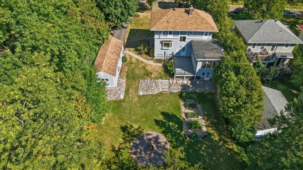 130 Laurie Street Duluth, MN 55803